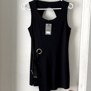 Zoe sleeveless tunic